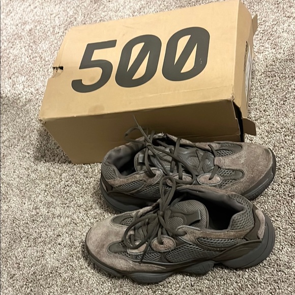 Yeezy 500 Earth Tone Sneakers